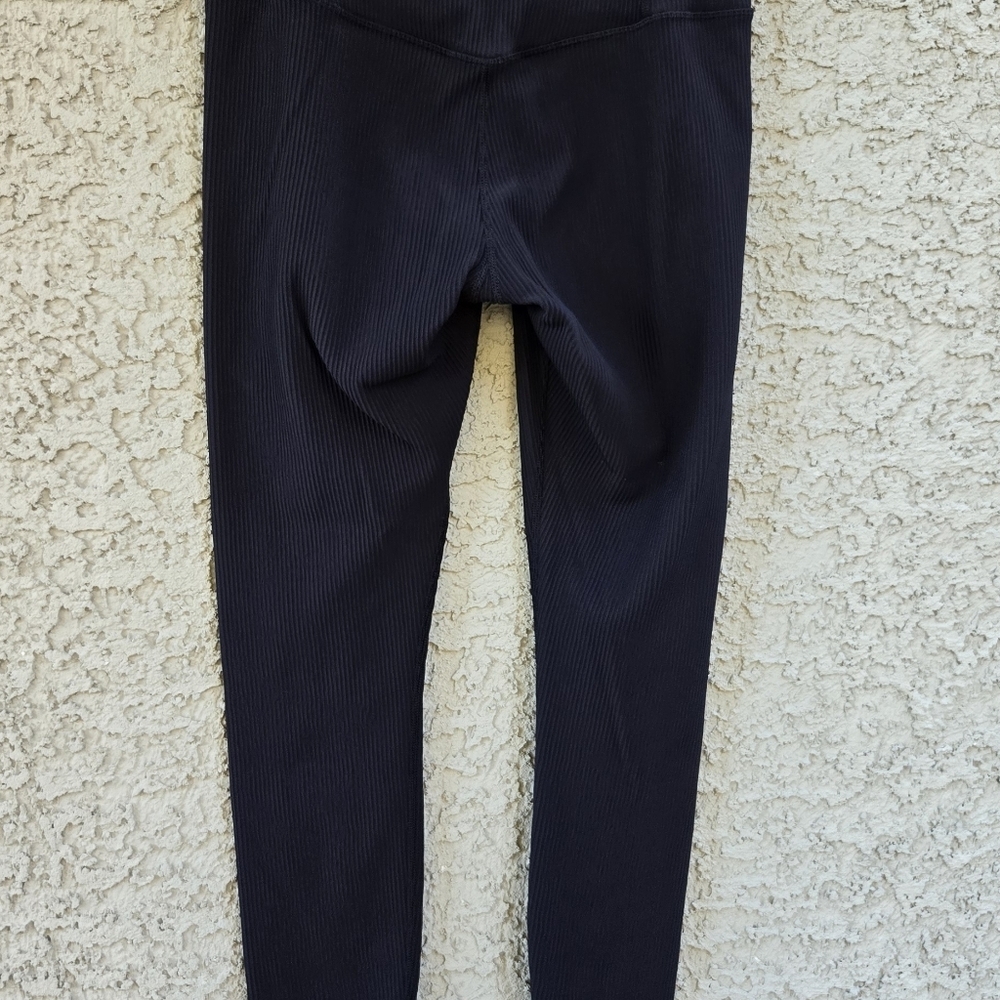 Athleta Elation Ribbed Black Tight - Picture 7 of 8